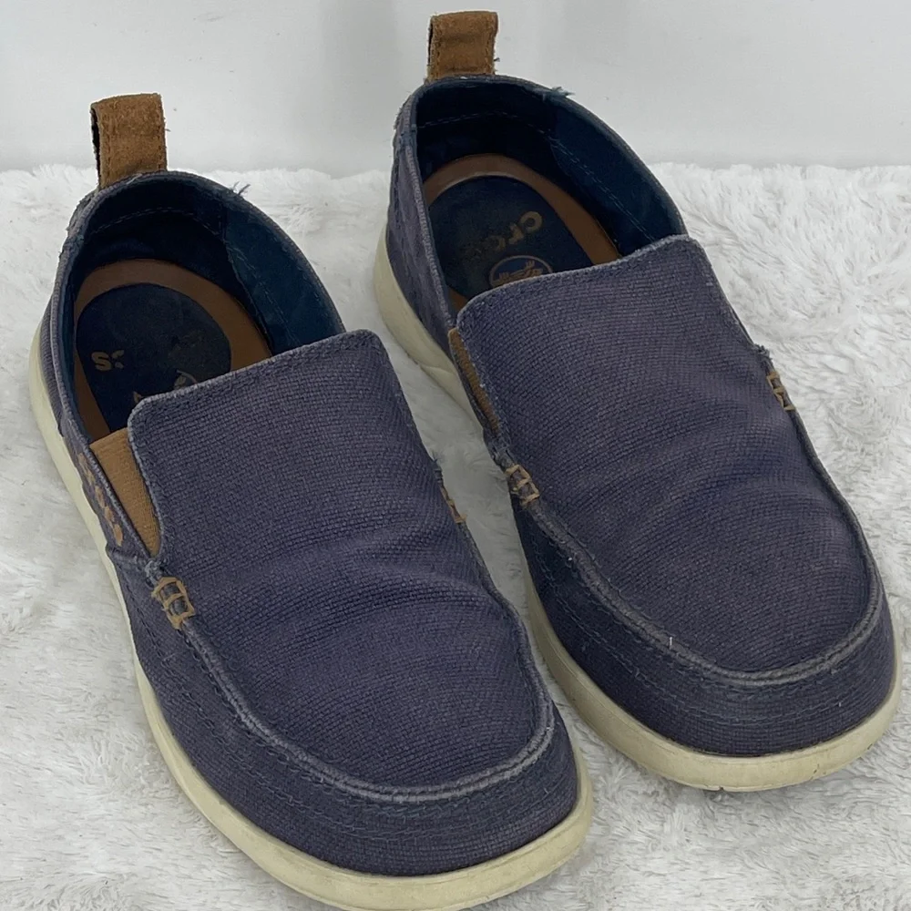 CROCS Navy and Tan Slip-On Loafers MENS SIZE 7